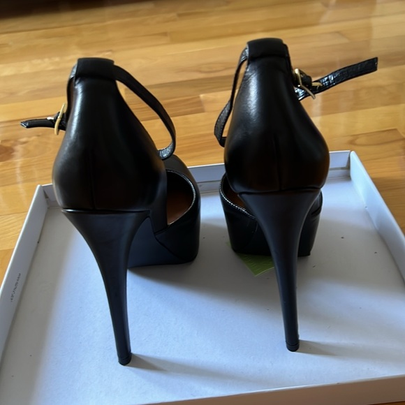 Steve Madden black heels - Picture 3 of 4